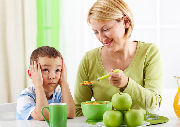 Stagging Little Zak's Academy | 5 Ways to Introduce New Food to Children Stagging Little Zak's Academy | 5 Ways to Introduce New Food to Children